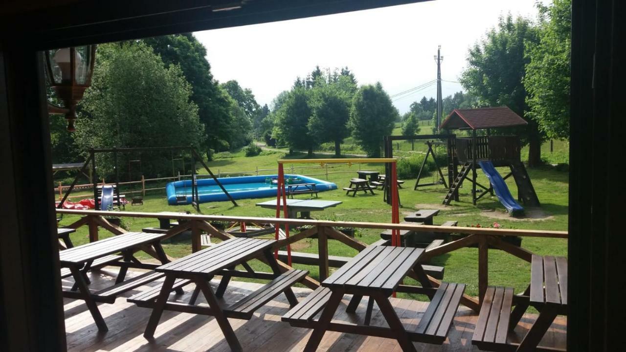 Penzion U Hrocha Lucany nad Nisou Экстерьер фото